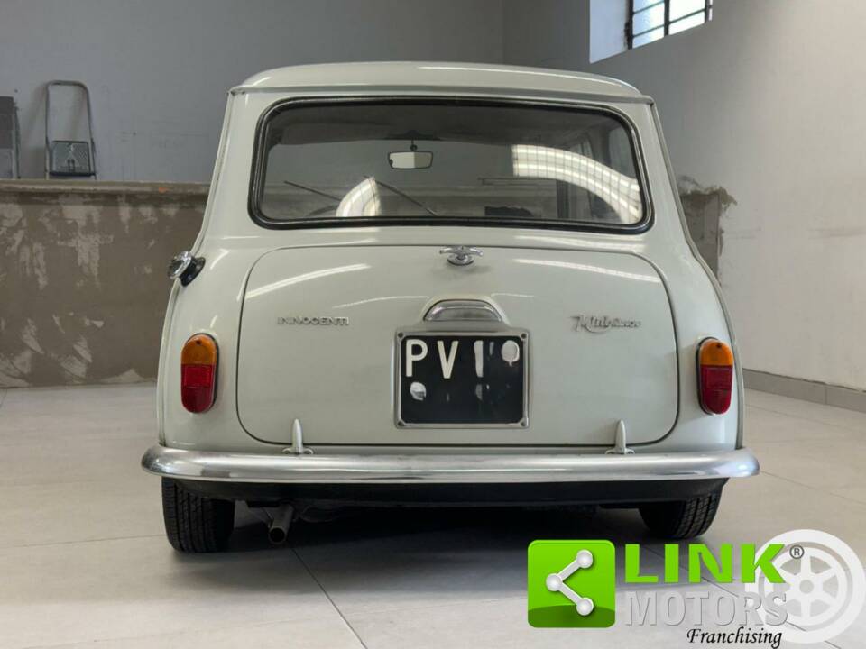 Immagine 2/10 di Innocenti Mini Minor 850 (1968)