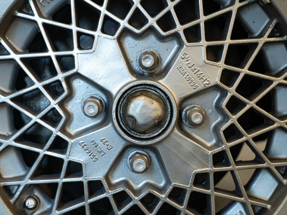 Imagen 16/50 de Alfa Romeo 1600 Spider (1972)