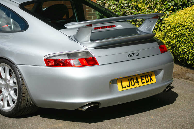 Bild 30/36 von Porsche 911 GT3 (2004)