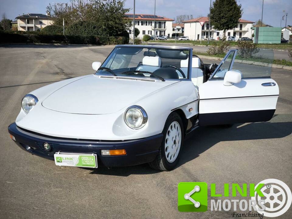 Imagen 8/10 de Alfa Romeo 2.0 Spider (1991)