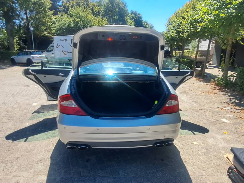Immagine 14/15 di Mercedes-Benz CLS 350 (2006)
