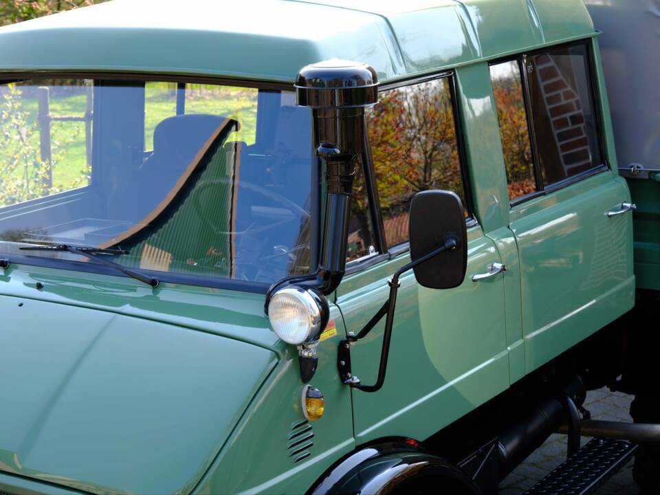 Image 13/91 of Mercedes-Benz Unimog 416 (1971)