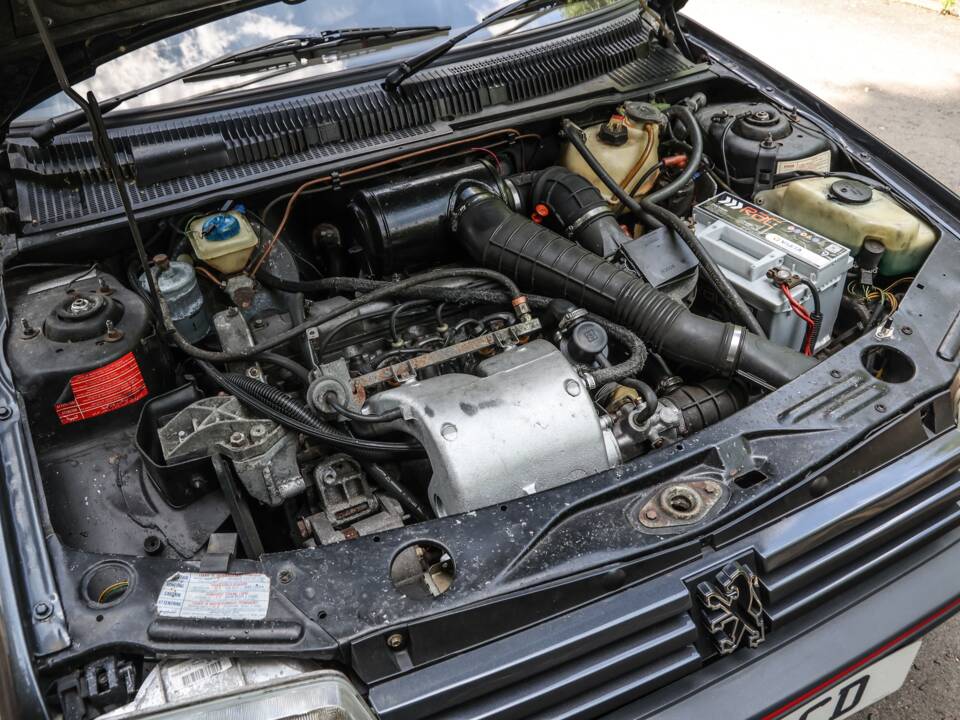Bild 24/33 von Peugeot 205 GTi 1.9 (1987)
