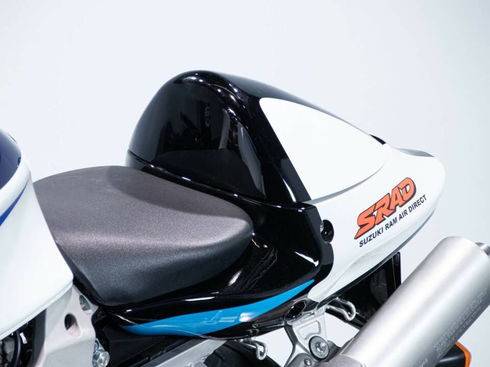 Bild 43/50 von Suzuki TL 1000R (1999)