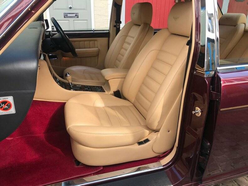 Imagen 18/26 de Bentley Brooklands R Mulliner (1998)