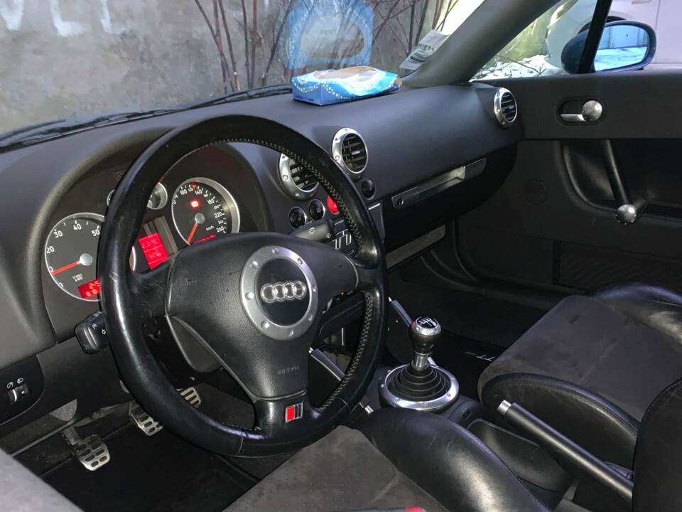 Image 72/72 of Audi TT 1.8 T (2000)