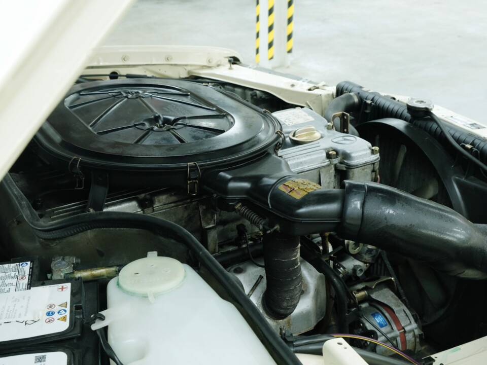 Bild 19/50 von Mercedes-Benz 280 S (1982)