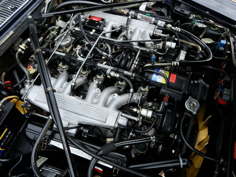 Imagen 32/50 de Jaguar XJ 12 (1985)
