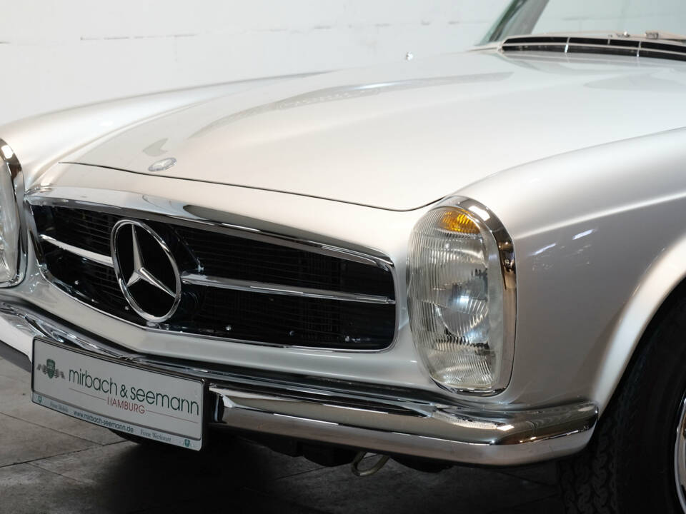 Image 7/36 of Mercedes-Benz 280 SL (1969)