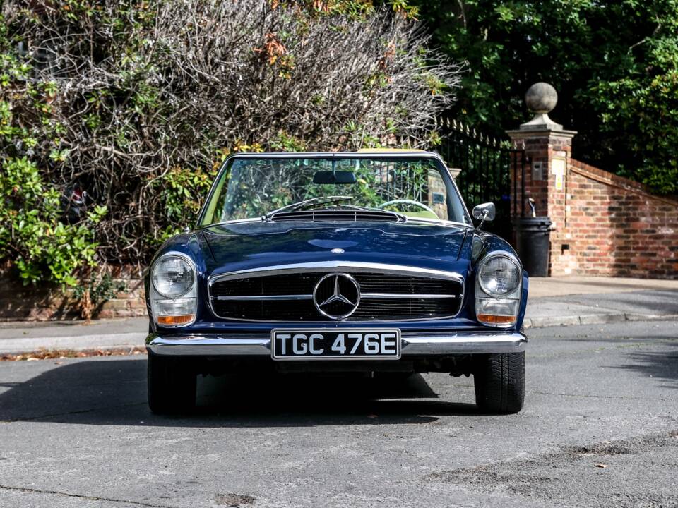 Image 6/17 de Mercedes-Benz 230 SL (1966)