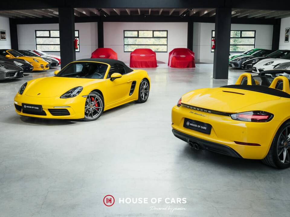 Image 1/25 of Porsche 718 Boxster S (2016)