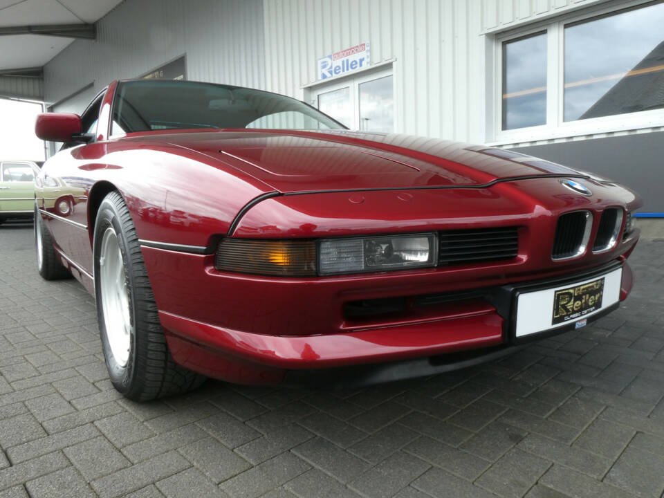 Bild 20/30 von BMW 850i (1990)