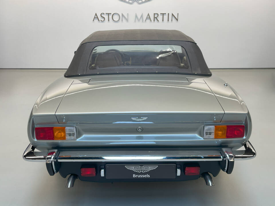 Afbeelding 17/40 van Aston Martin V8 Vantage Volante (1986)