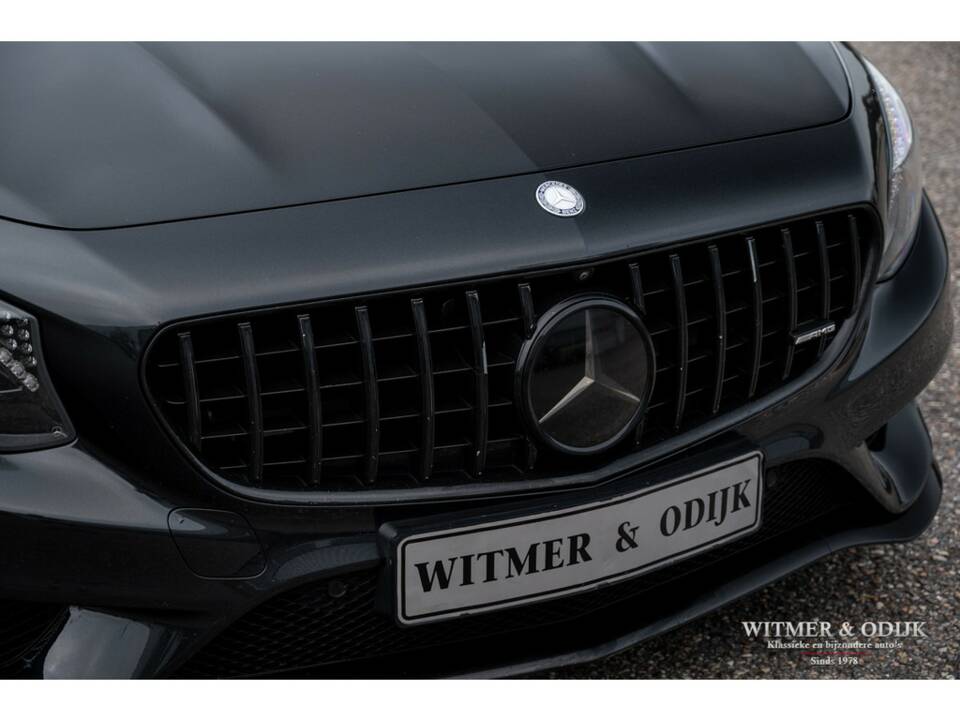 Image 27/36 of Mercedes-Benz S 500 4MATIC (2015)