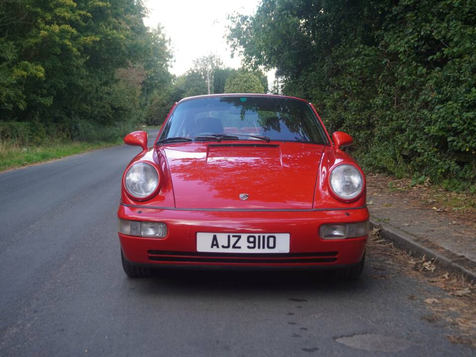 Image 2/17 de Porsche 911 Carrera 4 (1990)