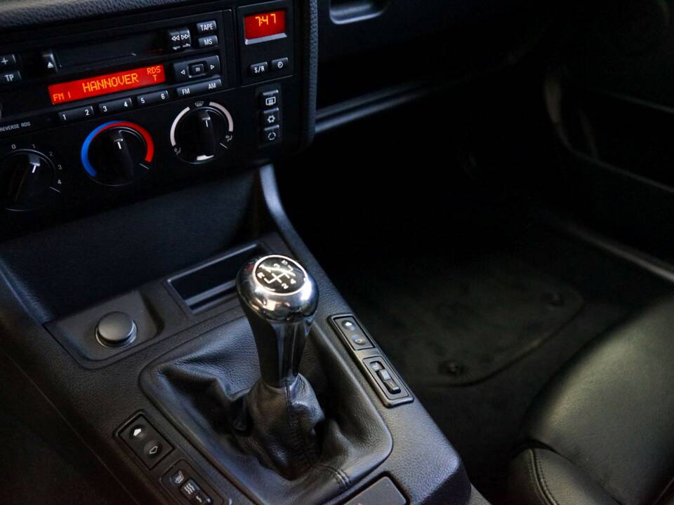 Imagen 23/32 de BMW 323ti Compact (1998)