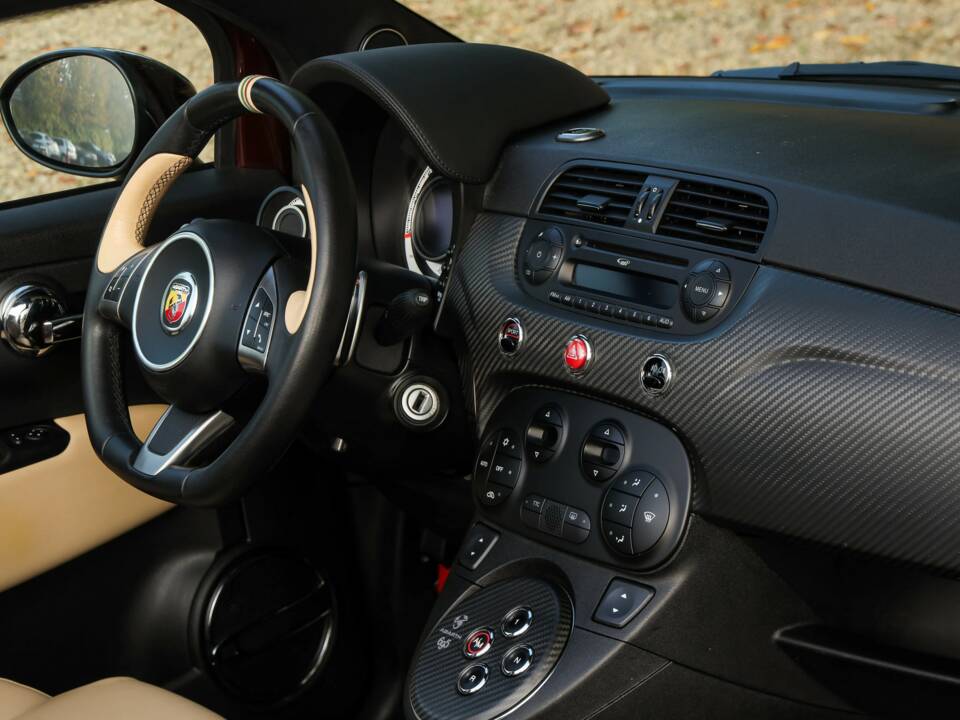 Imagen 21/50 de Abarth 695 "Edizione Maserati" (2013)