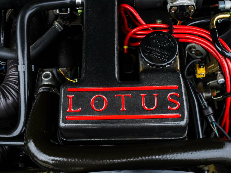 Bild 40/50 von Lotus Omega 3,6 Lotus (1992)