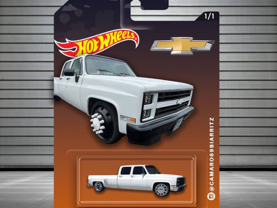 Bild 15/26 von Chevrolet K30 (1987)