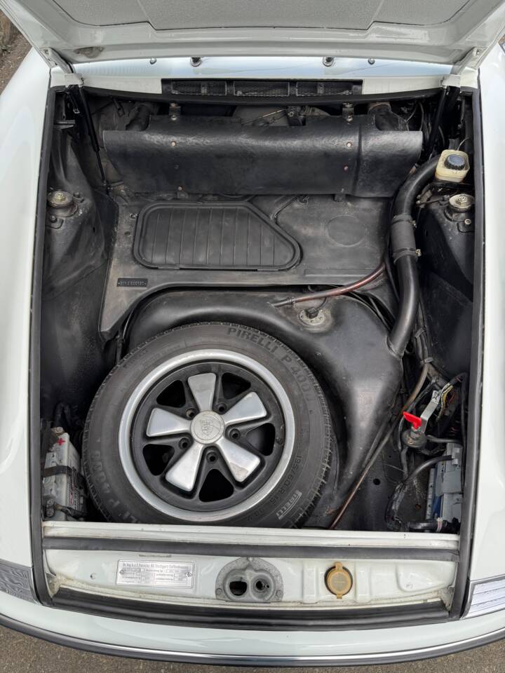 Image 54/60 de Porsche 911 2.4 T (1971)