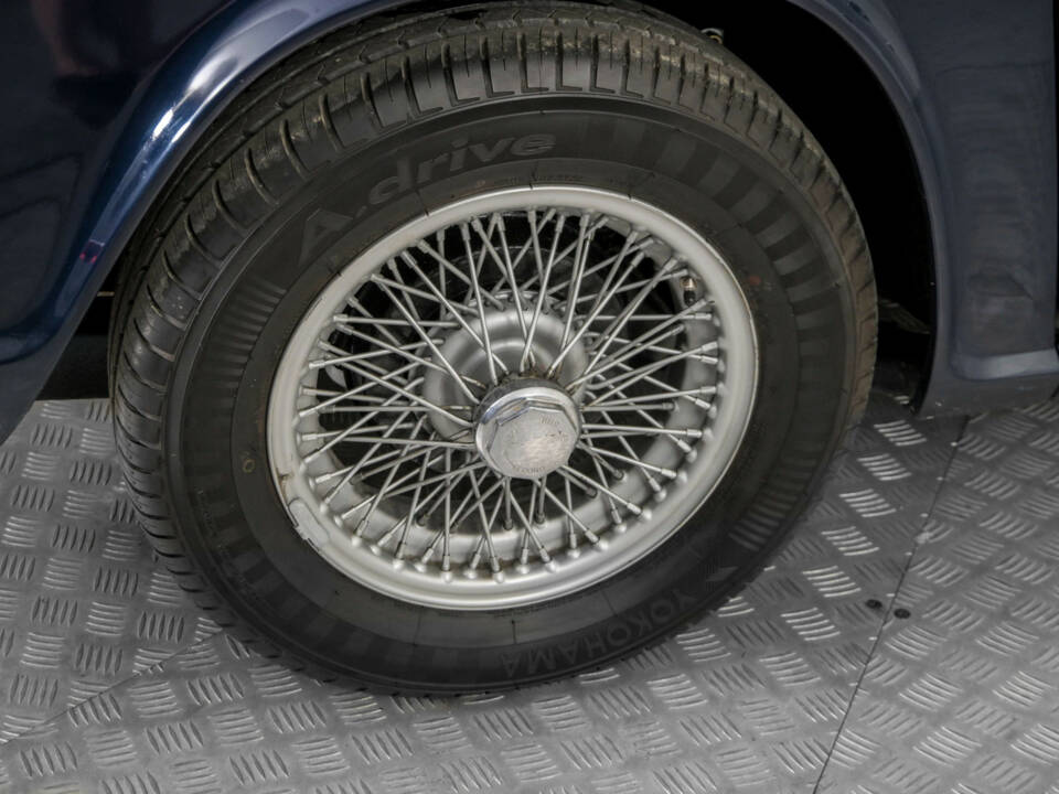 Image 32/50 de Triumph TR 250 (1968)