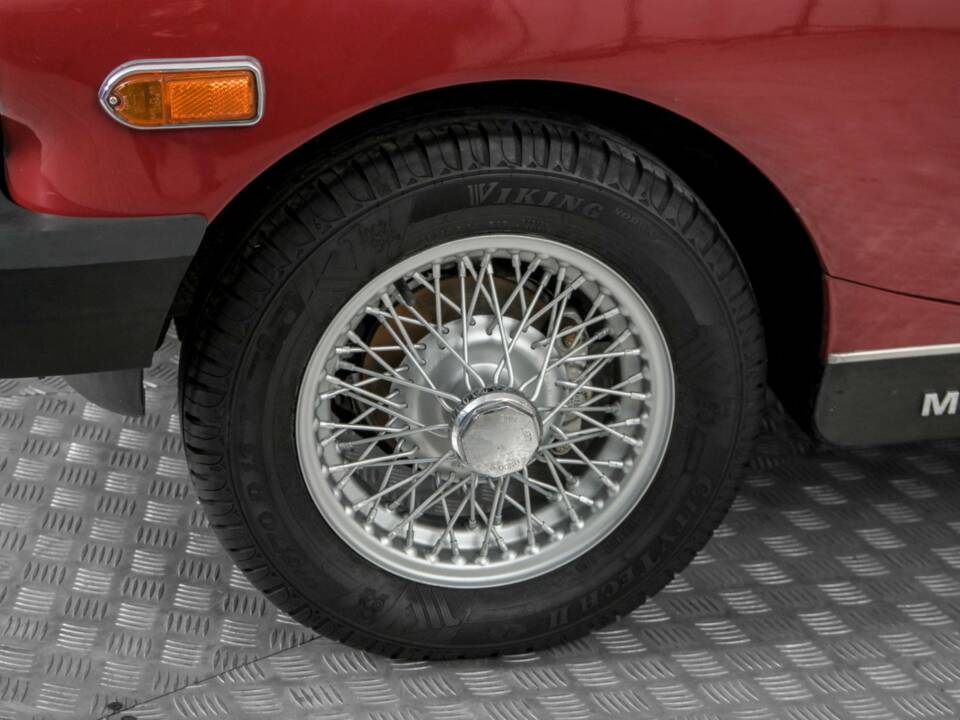 Image 23/50 de MG Midget 1500 (1979)