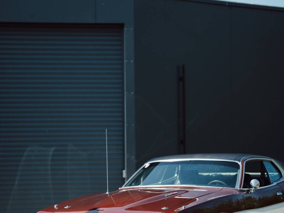 Image 2/16 de Dodge Charger 400 (1973)