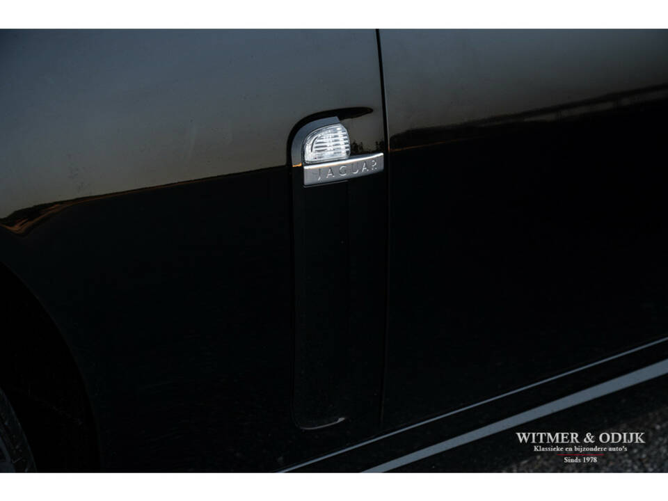 Image 32/37 of Jaguar XK 4.2 (2006)