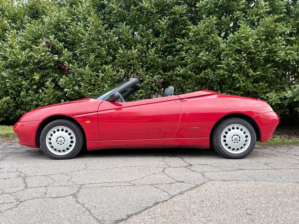 Image 2/26 of Alfa Romeo GTV 1.8 Twin Spark (1999)