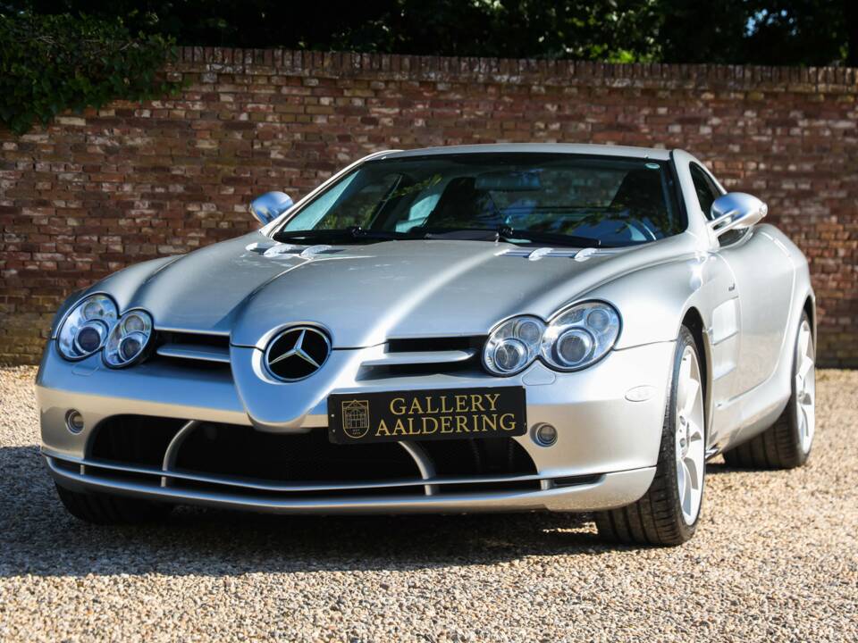 Bild 15/50 von Mercedes-Benz SLR McLaren (2006)