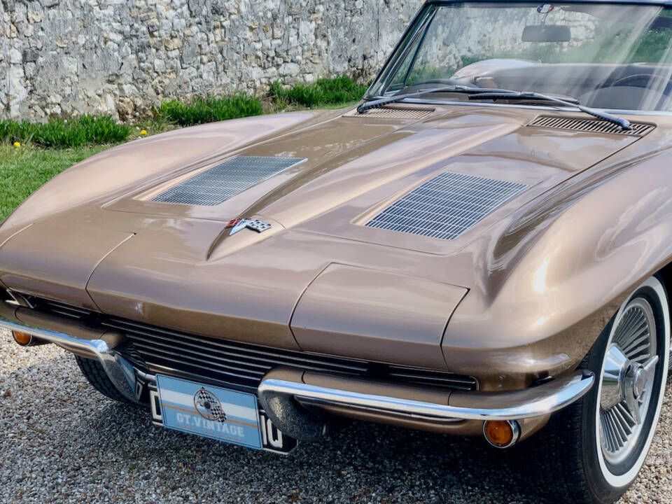 Image 23/80 of Chevrolet Corvette Sting Ray Convertible (1963)