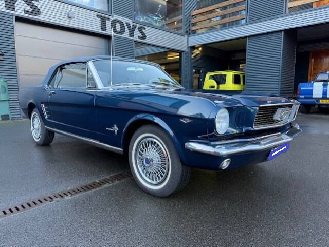 Afbeelding 2/22 van Ford Mustang 289 (1966)