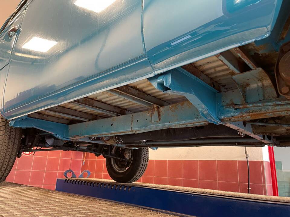 Immagine 9/47 di Volkswagen T2b Kleinbus (1977)