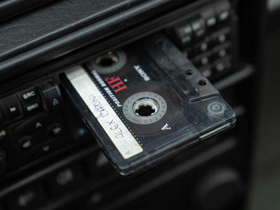 Image 43/50 of Lancia Delta HF Integrale 16V (1989)