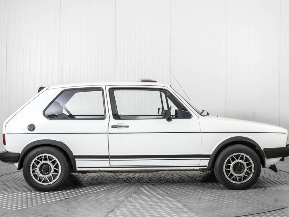 Bild 9/50 von Volkswagen Golf I GTI 1.8 (1983)