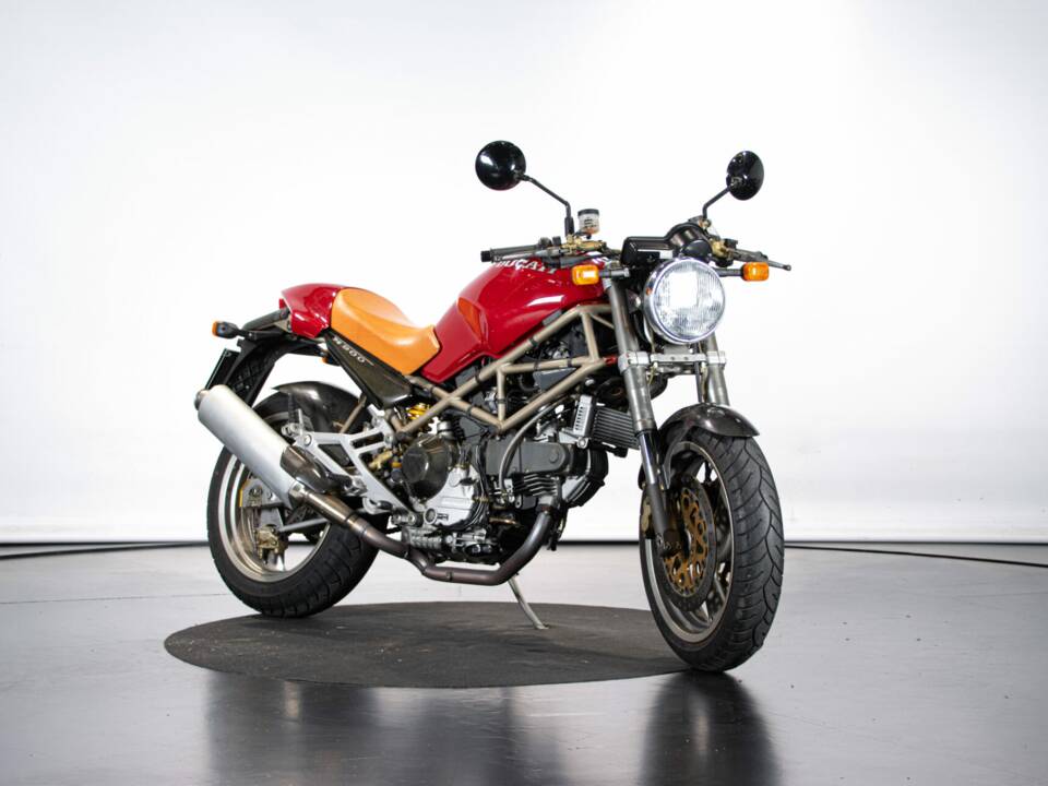 Imagen 7/50 de Ducati Monster 900 (1996)