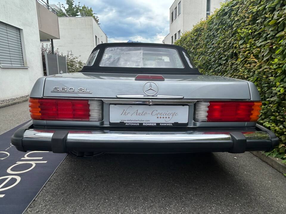 Image 20/36 of Mercedes-Benz 560 SL (1989)