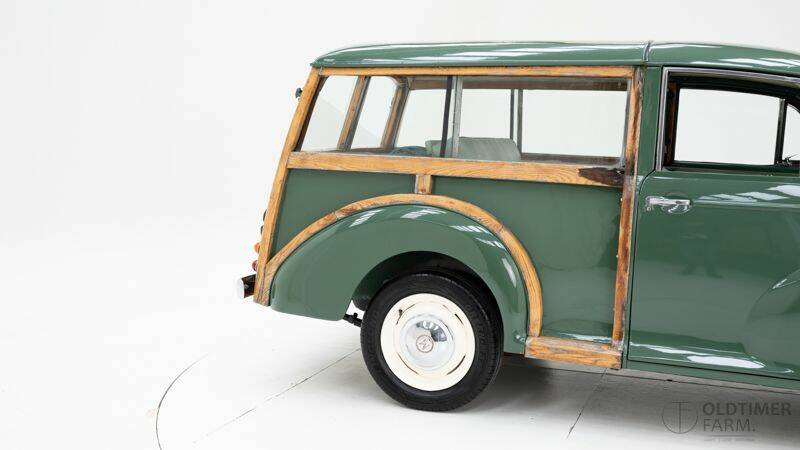 Image 11/15 of Morris Minor 1000 Traveller (1962)