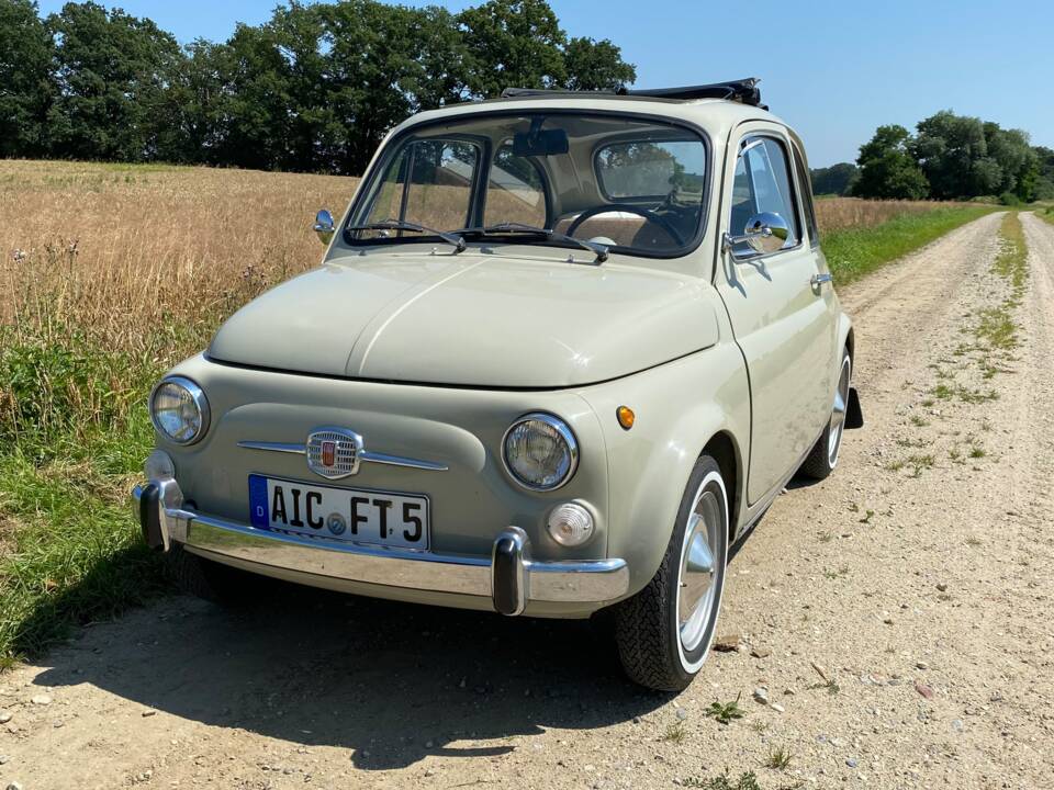 Immagine 3/29 di FIAT 500 F (1966)