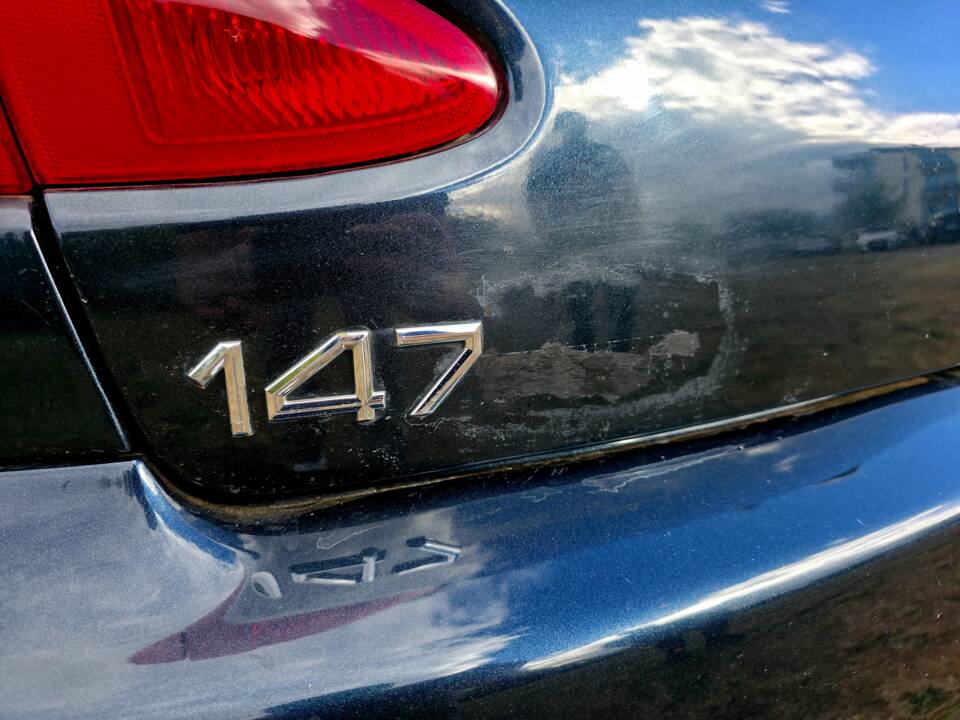 Imagen 26/31 de Alfa Romeo 147 3.2 GTA (2002)