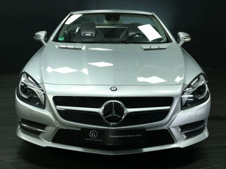 Bild 8/50 von Mercedes-Benz SL 500 (2015)