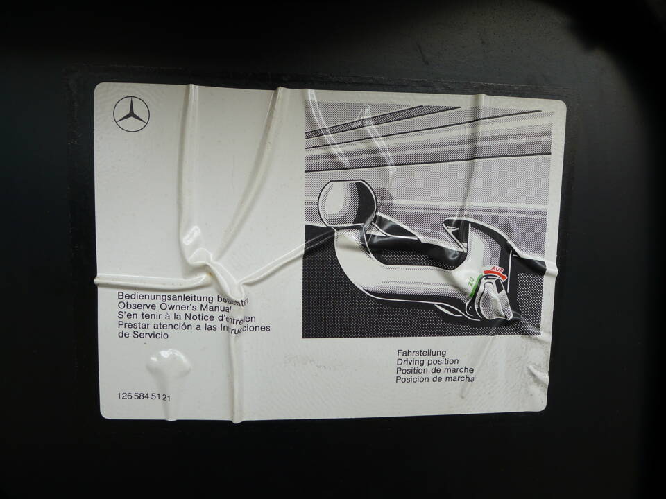 Image 14/34 de Mercedes-Benz 190 E 1.8 (1991)