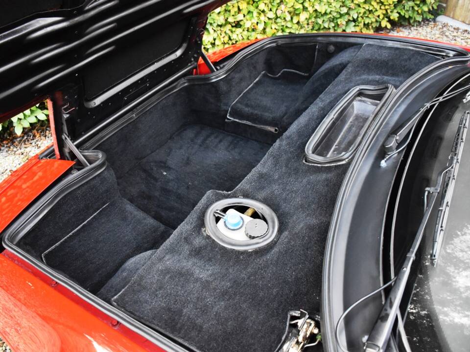 Afbeelding 32/40 van Ferrari Testarossa (1986)