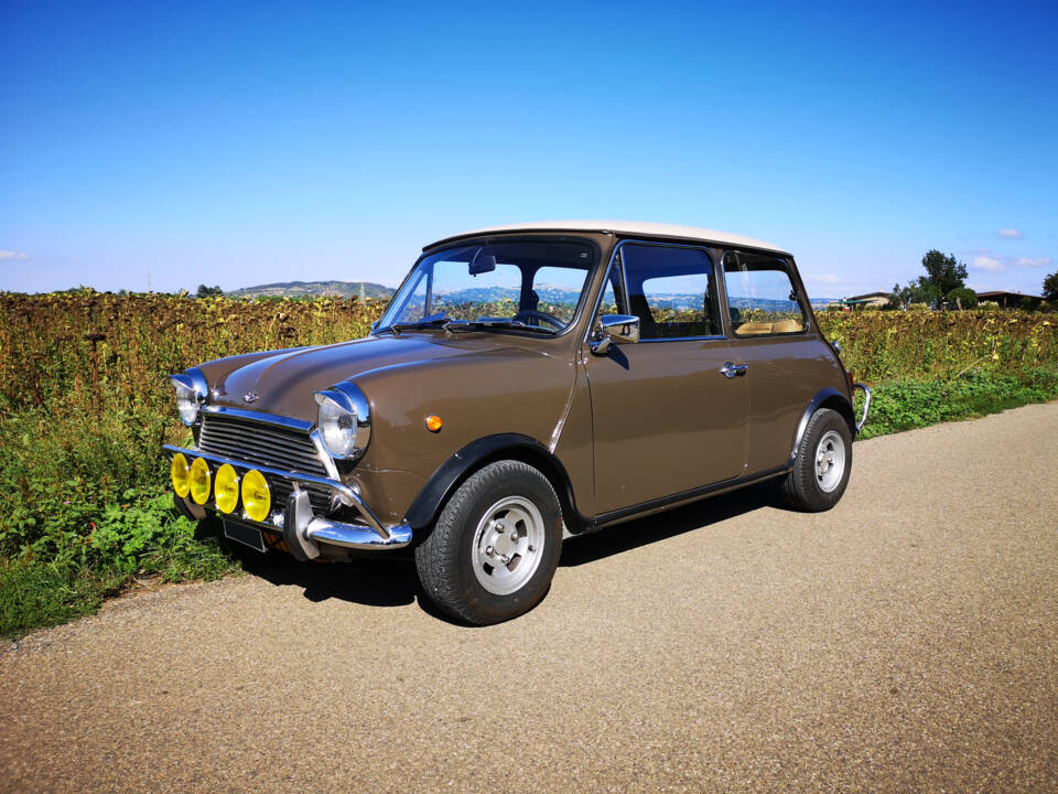 Image 23/58 de Innocenti Mini Cooper 1000 (1972)