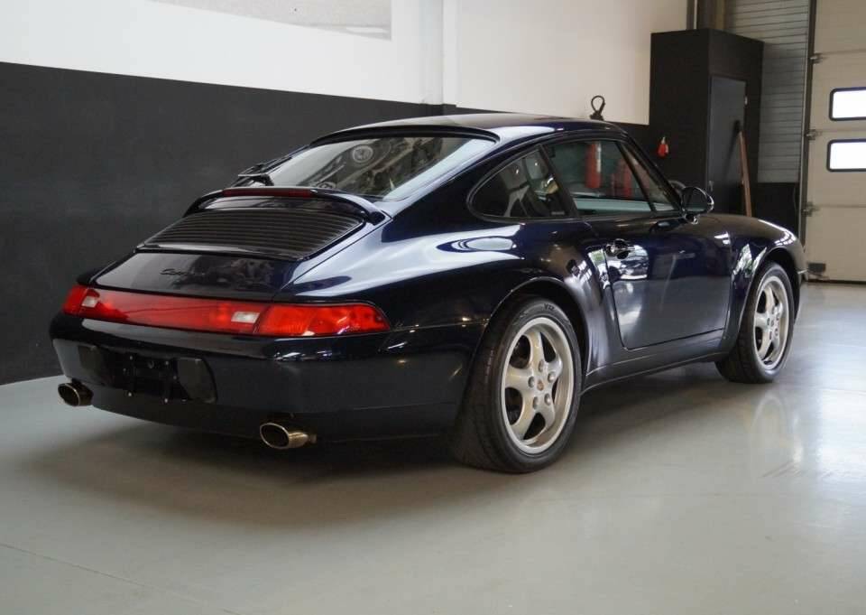 Image 34/50 of Porsche 911 Carrera (1995)