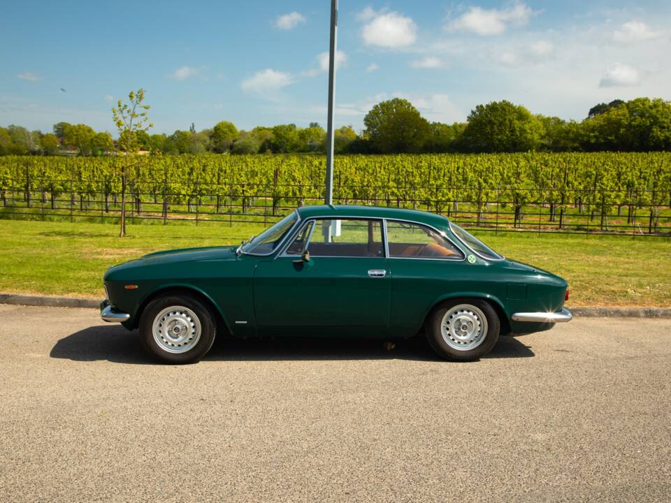 Imagen 43/50 de Alfa Romeo Giulia 1600 Sprint GT Veloce (1968)