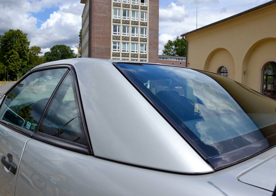 Imagen 29/50 de Mercedes-Benz 300 SL (1991)