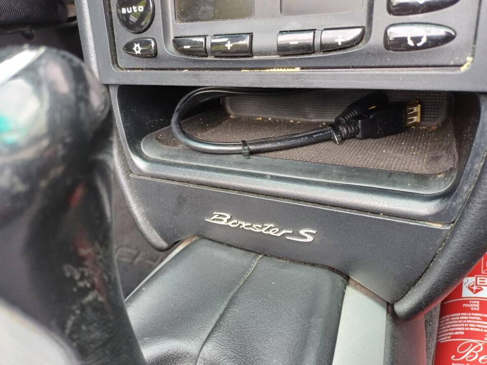Image 80/82 of Porsche Boxster S (2000)