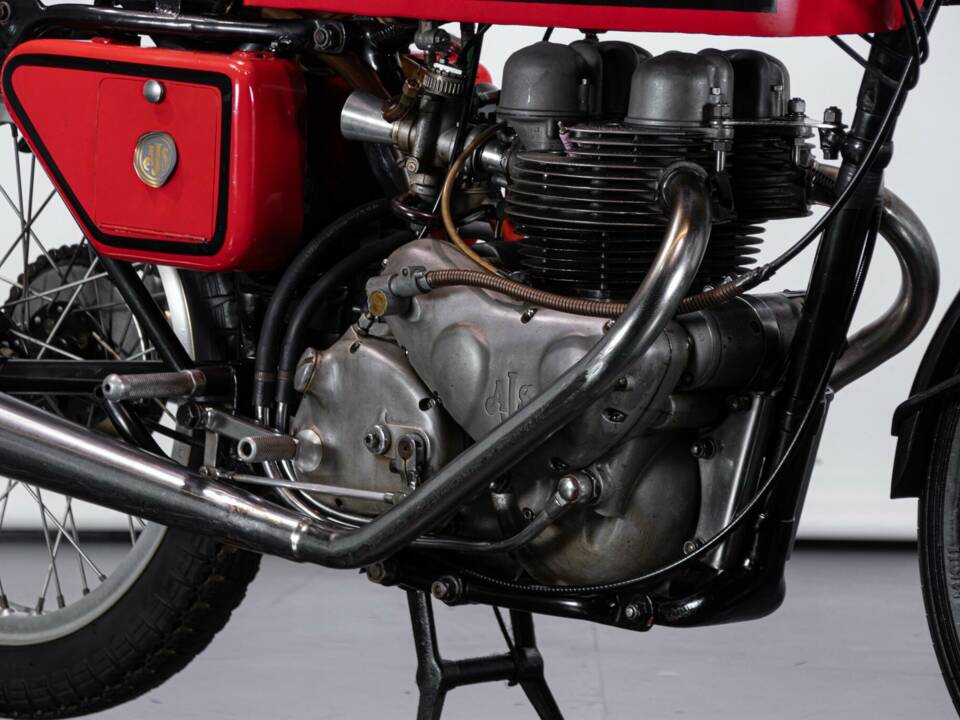 Immagine 45/50 di A.J.S. DUMMY (1960)