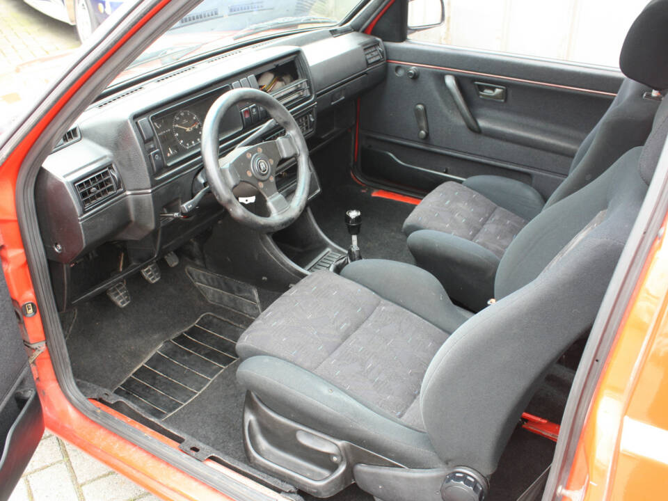 Image 3/8 of Volkswagen Golf II GTD 1.6 (1984)